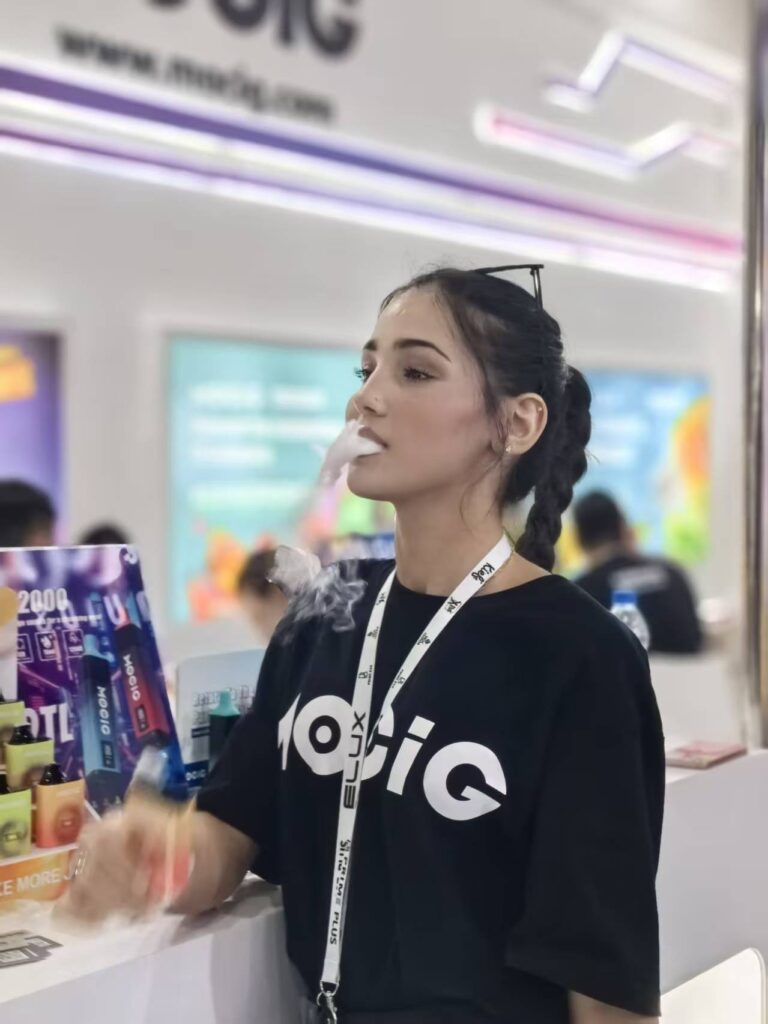 MOCIG, vape, disposable vape,electronic cigarette,e-cigarette,Mogic,Vozol,elfbar,oxbar,lostmary