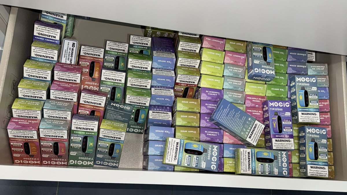 MOCIG, vape, disposable vape,electronic cigarette,e-cigarette,Mogic,Vozol,elfbar,oxbar,lostmary